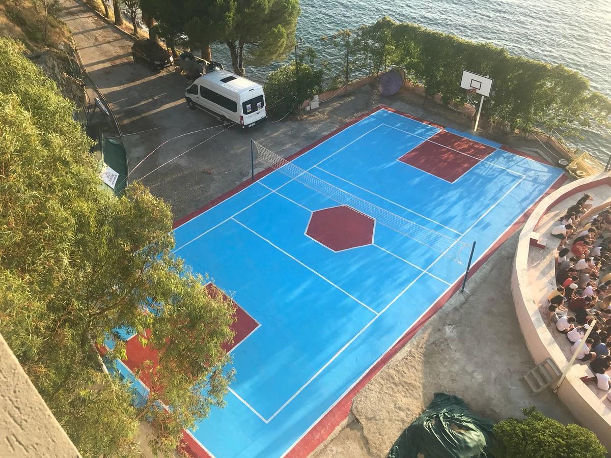 Hotel Leon Foça Exteriör bild